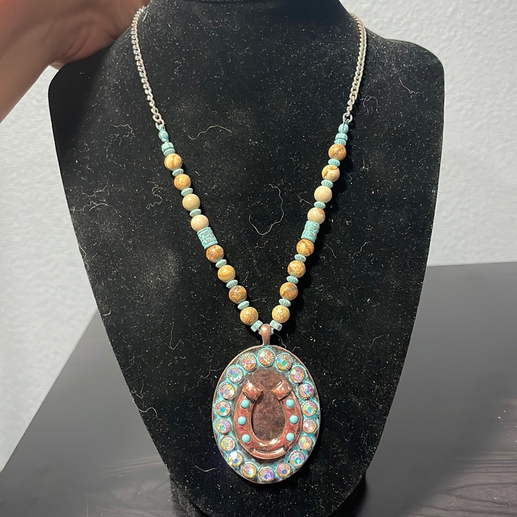 Nwt Icon Collection Southwestern Style Necklace